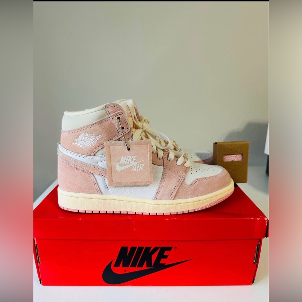 Nike Air Jordan 1 Retro High OG: Washed Pink (Women's) Brand new